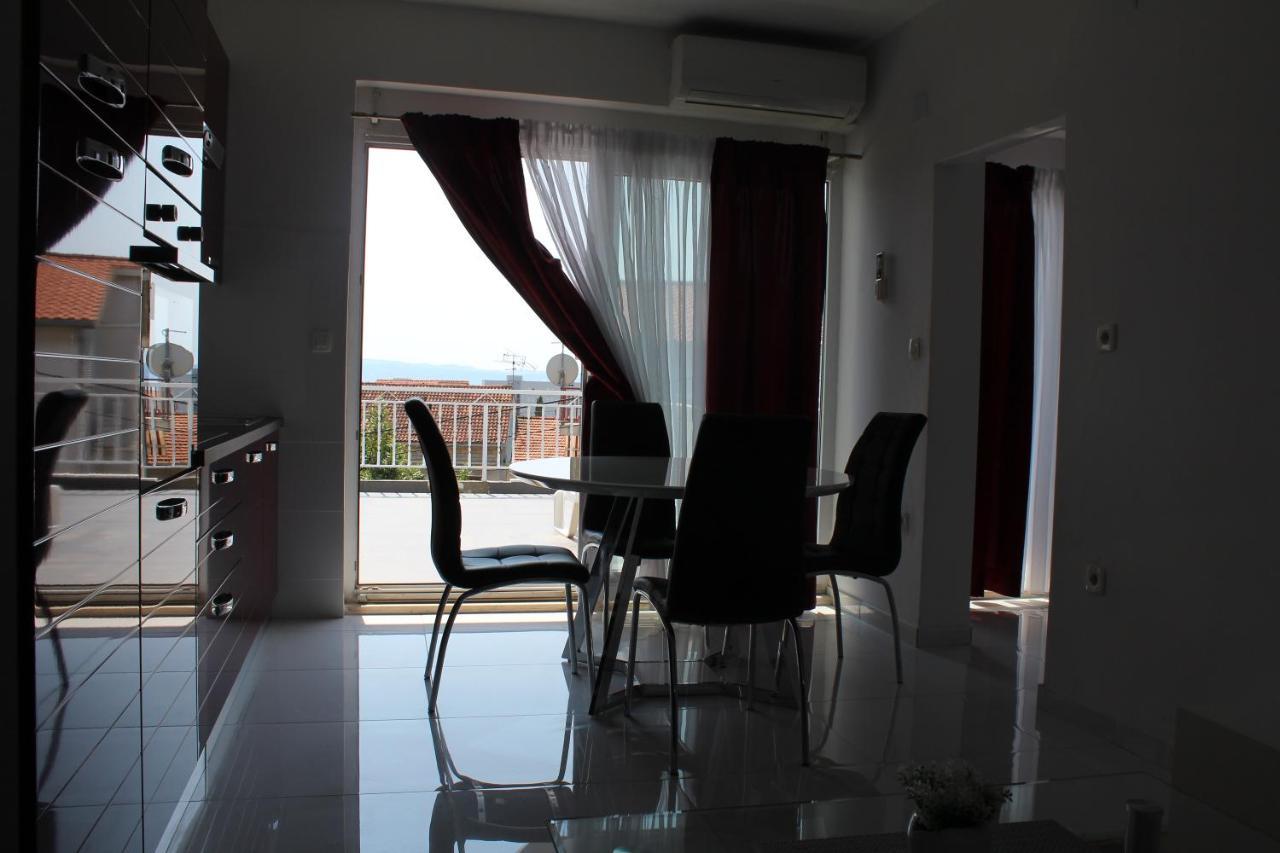 Luxury Apartment Maestral - Private Pool Split Exterior photo